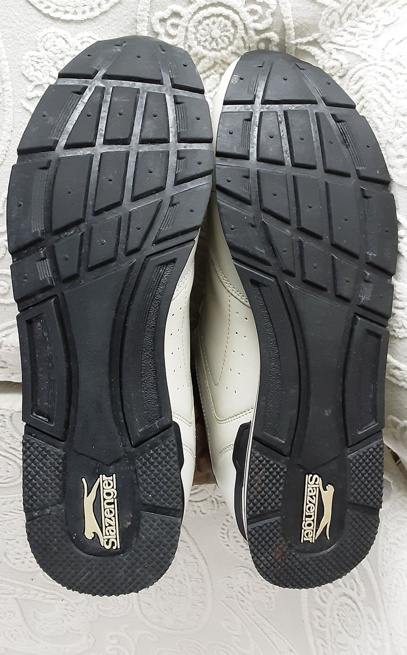 Herrenschuhe: Slazenger Sneaker, weiss, Grösse 47 – Neu (gemäss Beschreibung) aus Arbon von obchod 6