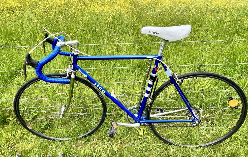 Vélos: Itca Rennvelo handmade blau Stahlrahmen 28“ – D'occasion à Aarau par PPhof96
