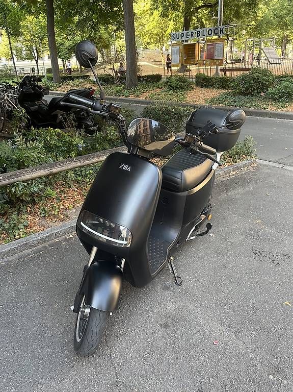 Scooters: E-Roller Zilla Loki – D'occasion à Basel par Pedro1604