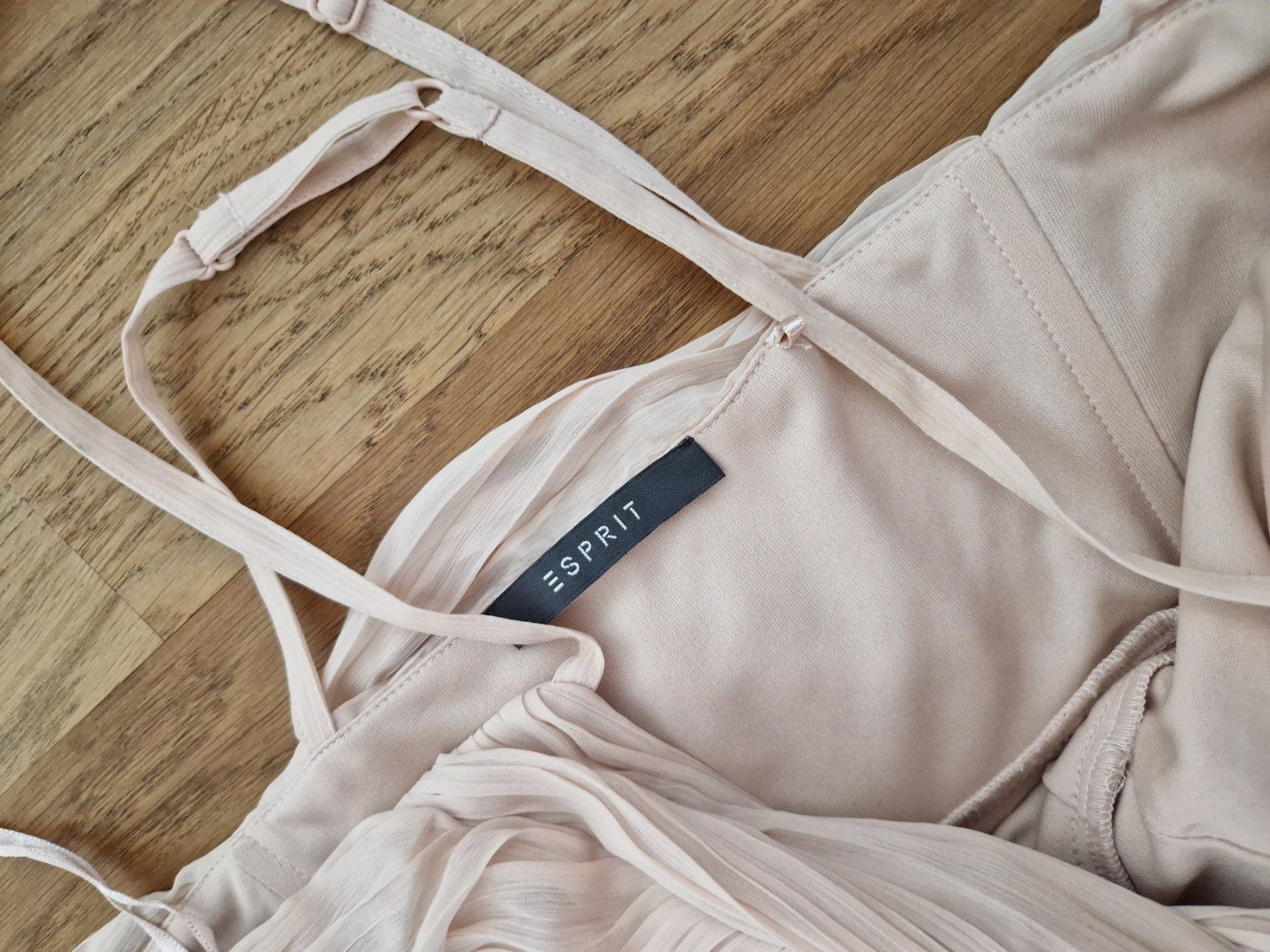 Esprit Robes: neues hellaltrosa Kleidchen Esprit Gr. 36 – Neuf (Voir description) à Nendeln par Zopfie_ 4