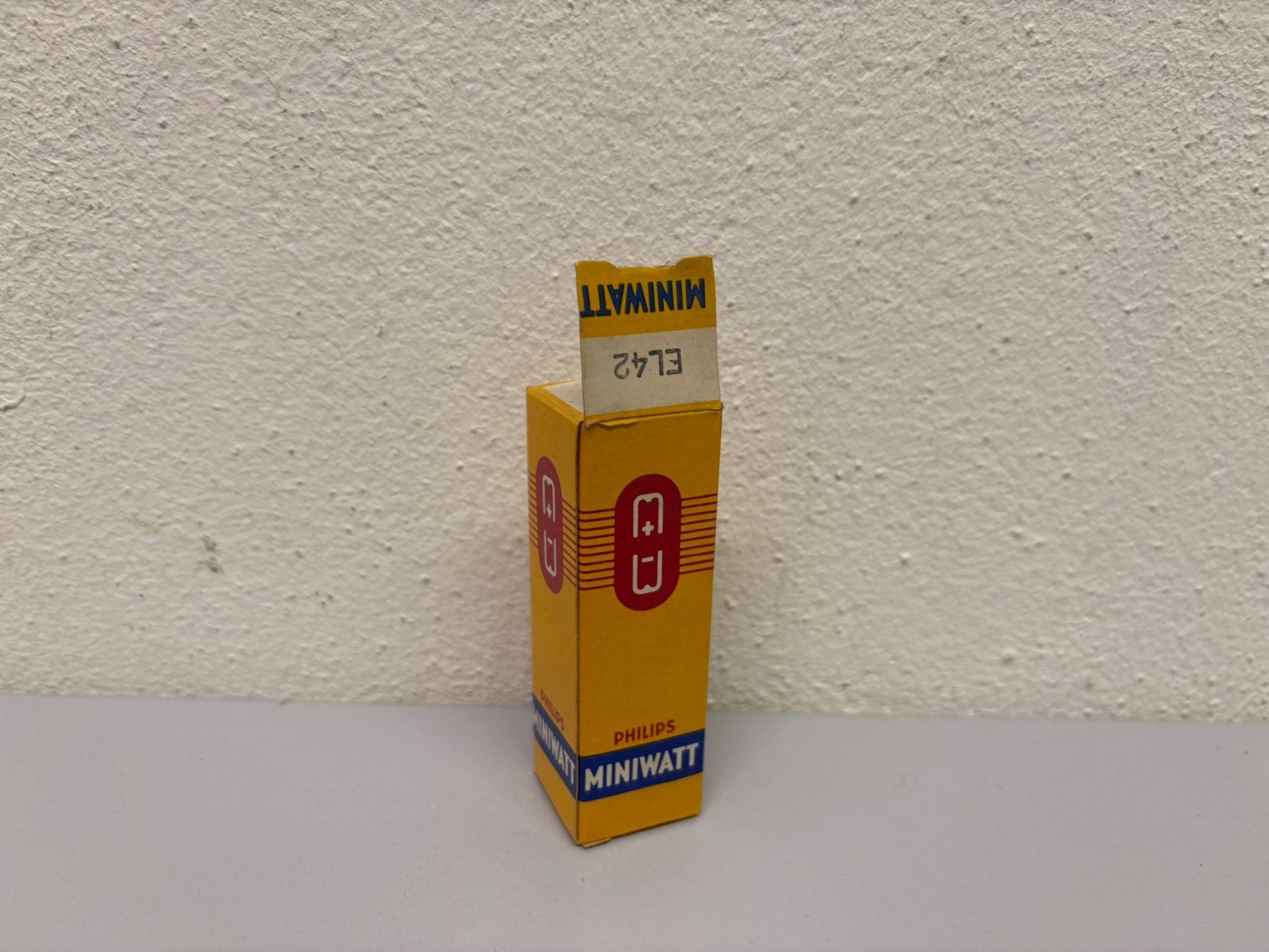 Philips Componenti elettronici: Philips Miniwatt EL 42 – Nuovo (secondo la descrizione) da Hochdorf venduto da av-electronics
