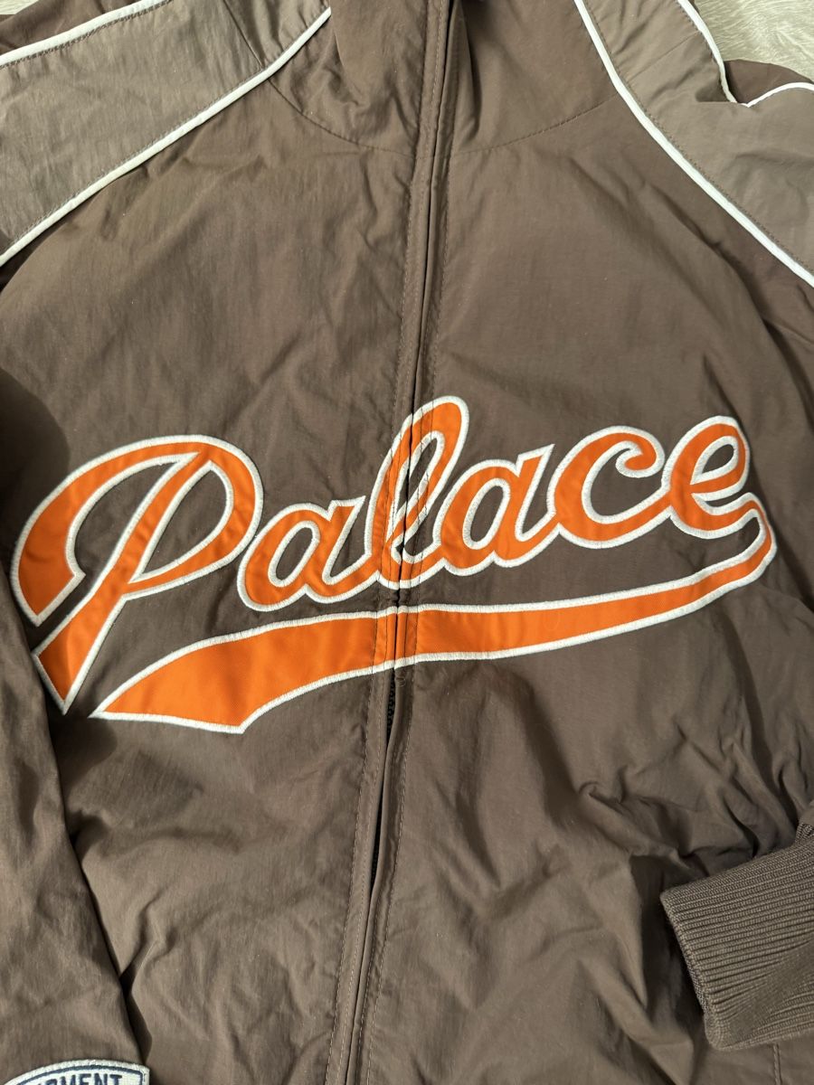 Palace Giacche: Palace Sport mit Script Jacke – Usato da Eschen venduto da flo_khp5 2