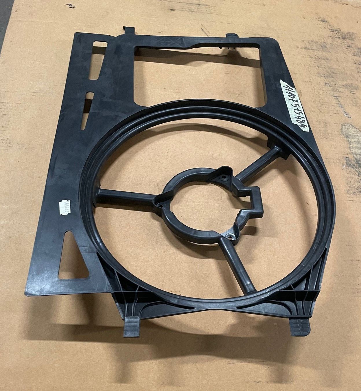 Mini Tutti pezzi di ricambio auto: Mini cooper Support ventilateur – Nuovo (secondo la descrizione) da Satigny venduto da rfo59 1