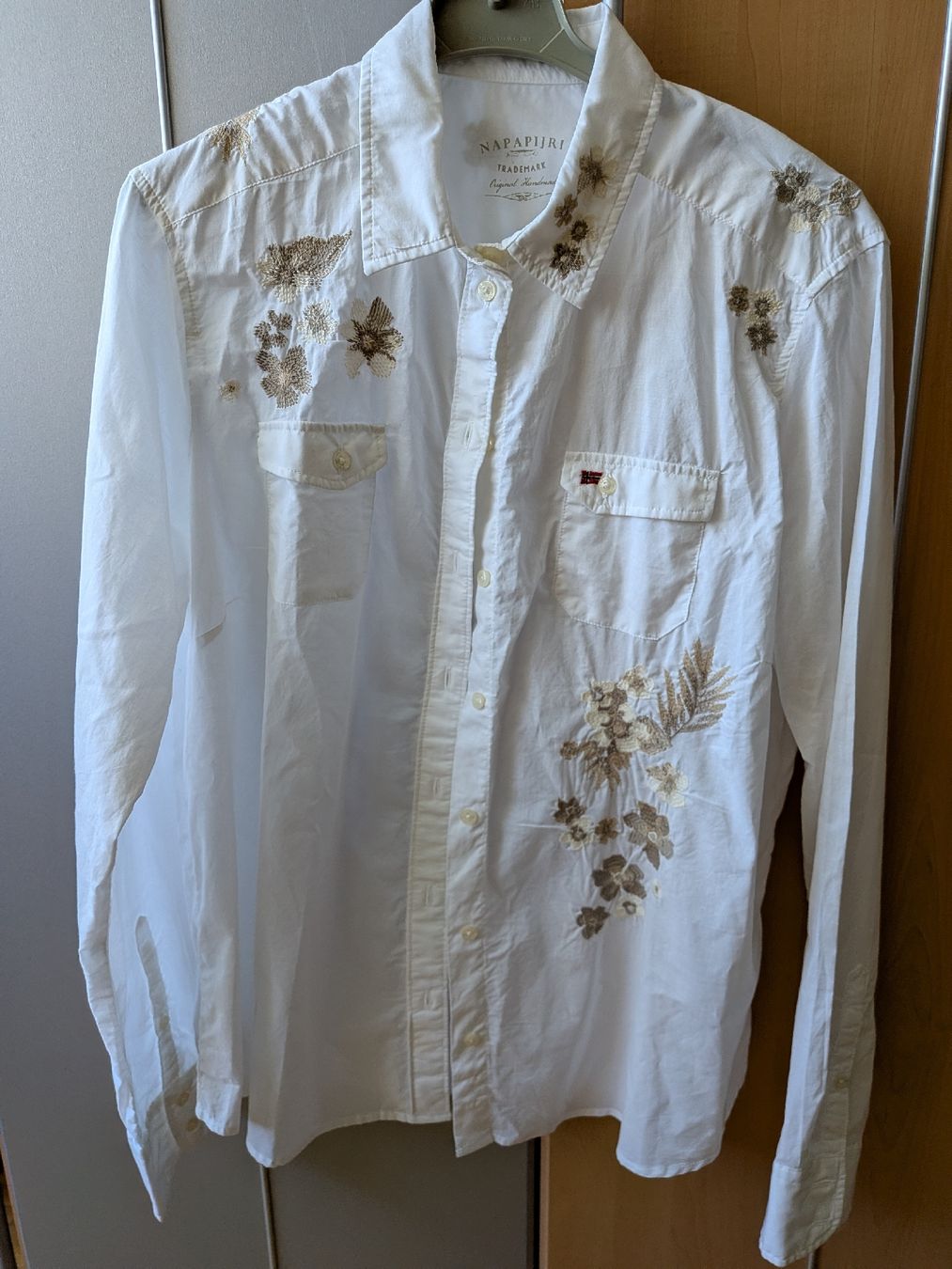 Napapijri Camicette: Napapijri Bluse Grösse XL – Nuovo (secondo la descrizione) da Zürich venduto da Lalelu011