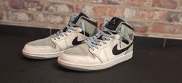 Nike Air Jordan 1mid