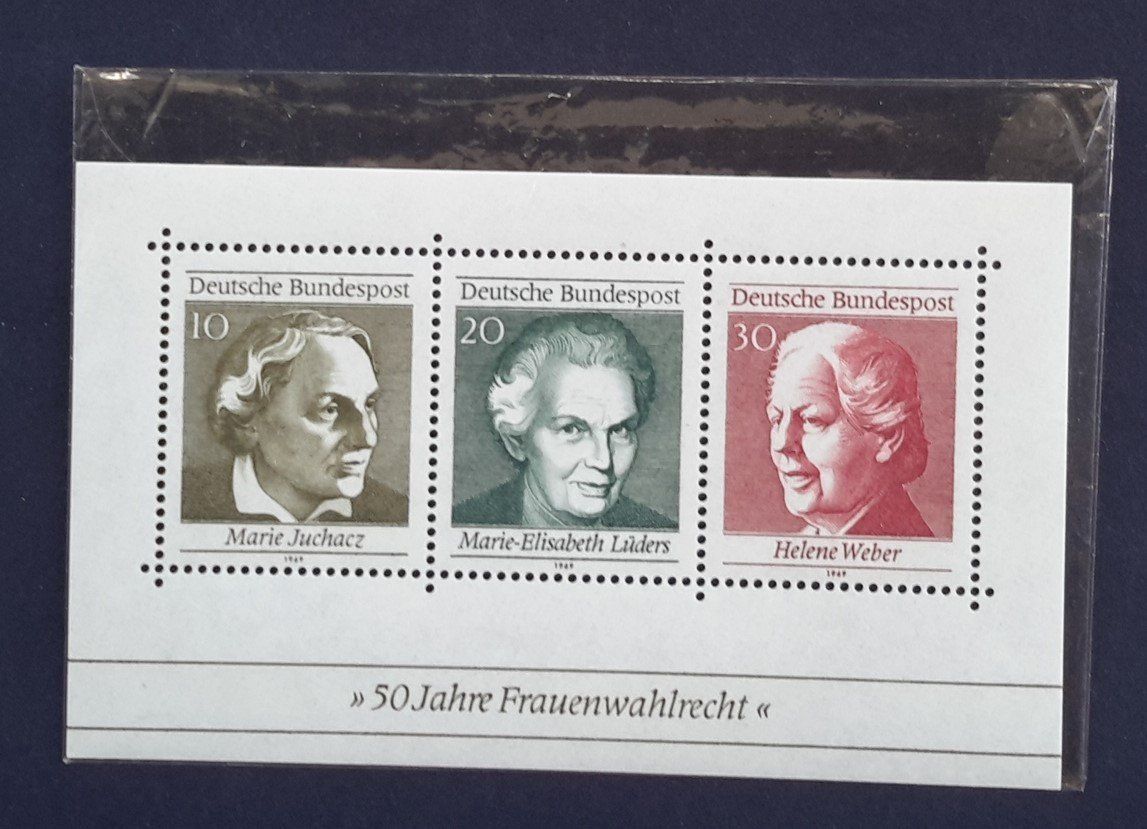 Tutti i francobolli: LOT BRIEFMARKEN INTERNATIONAL – Usato da Ostermundigen venduto da Kari1937 5