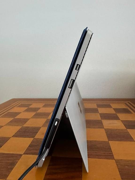 Microsoft Notebook: MS Surface Pro 4, i7,8 GB RAM, 256 SSD, Cover, Surface Pen – Usato da Riehen venduto da silentsoles 3