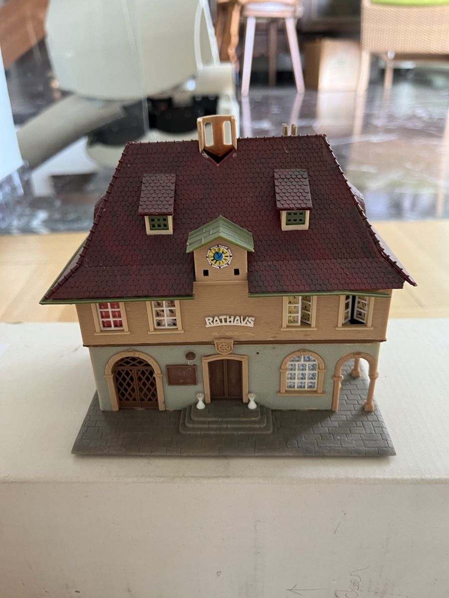 Märklin Modellini di ferrovie: Märklin Sammlung, Züge, Gleise – Usato da Meggen venduto da Ricardofrank 9