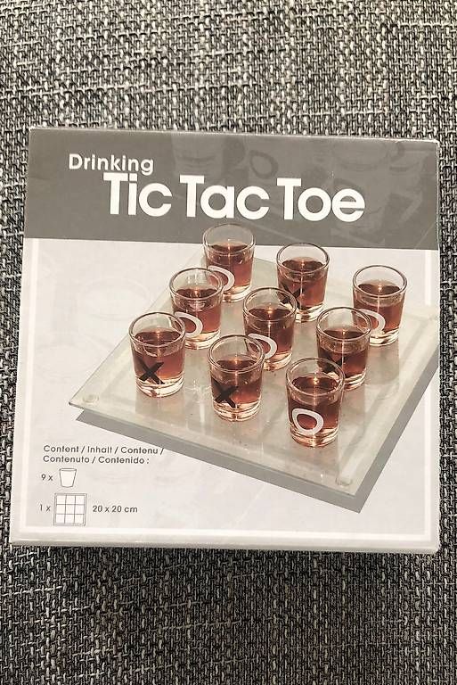Giochi: Drinking Tic Tac Toe - NEU – Usato da Eschenbach SG venduto da nicolisaurus