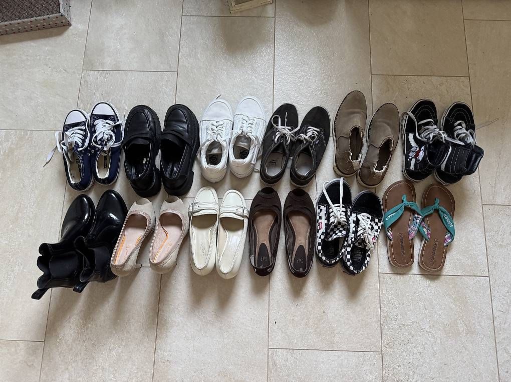 Chaussures femmes: Schuhe Größe 37 – D'occasion à Therwil par niggidaetsch