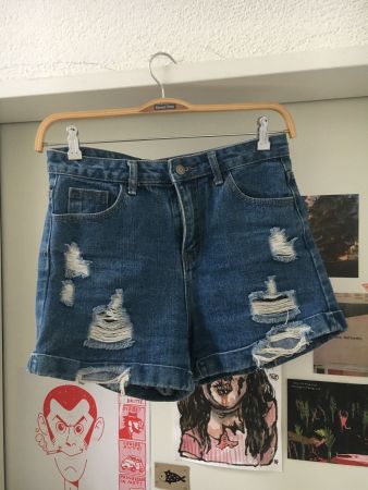 destructed high waist denim shorts