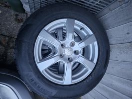 215/65 R 16 H Winterreifen auf Alu Felgen