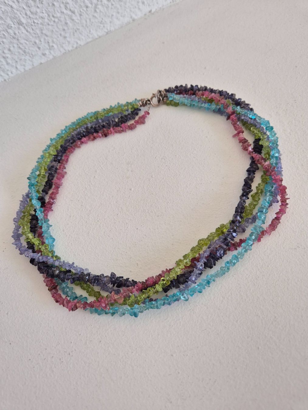 Catenine: Halskette mit bunten Halbedelsteinen – Nuovo (secondo la descrizione) da Laupen BE venduto da red_m767