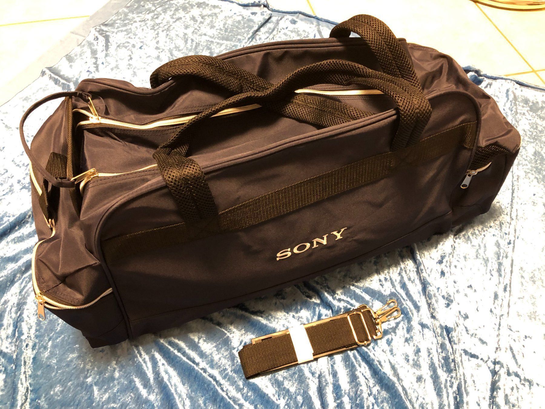 Taschen: Edle Sony Freizeit Tasche, fabrikneu – Neu und originalverpackt aus Mellingen von Browser67 2