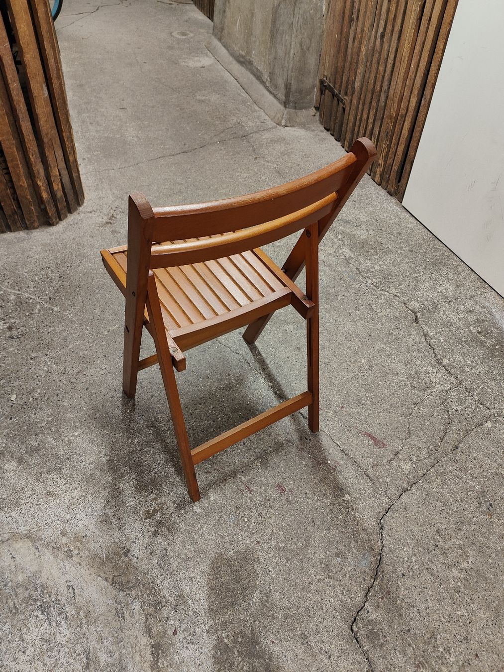 Sedie: Klappstuhl Holz Kino Stil – Usato da Luzern venduto da ODE_45 1