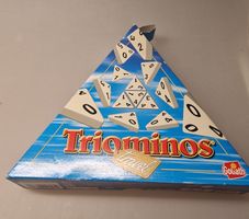 Triominos Reisespiel, Dreieckige Dominosteine