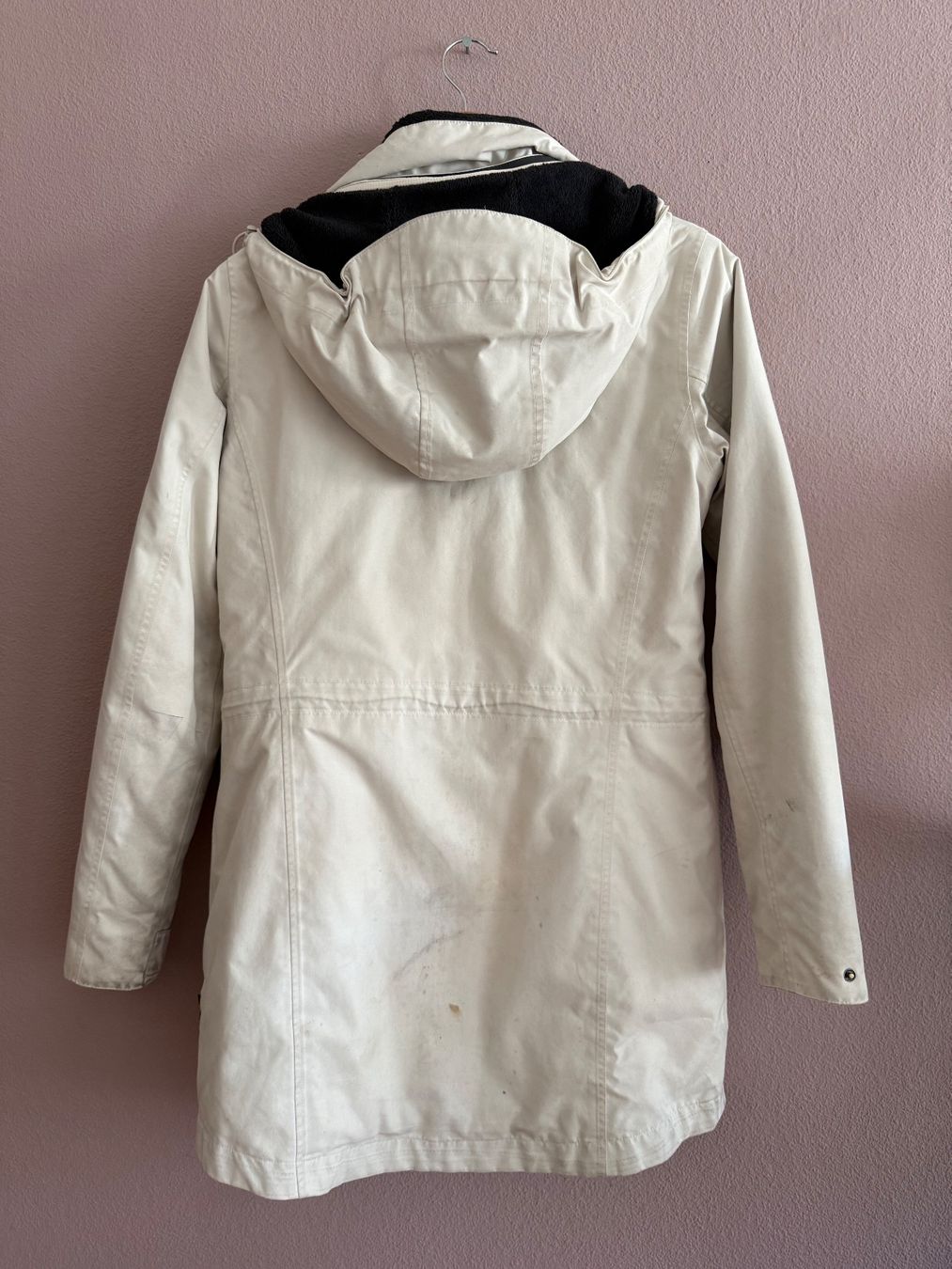 Jack Wolfskin Giacche: Jack Wolfskin Winterjacke Weiss Grösse S – Usato da Basel venduto da Ninja.11 2