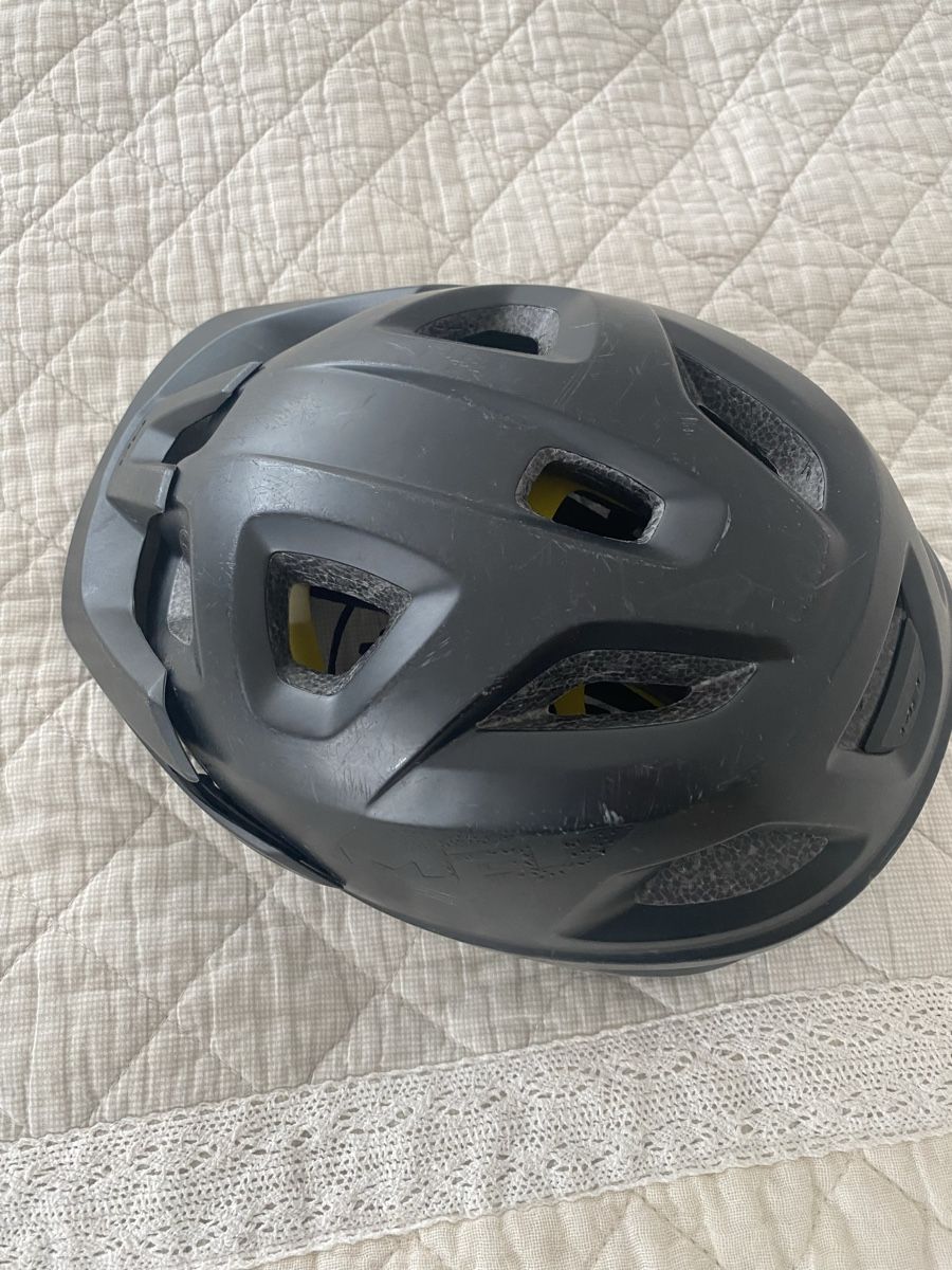 Caschi: Velohelm – Usato da Rorschach venduto da lvi_p29s 1