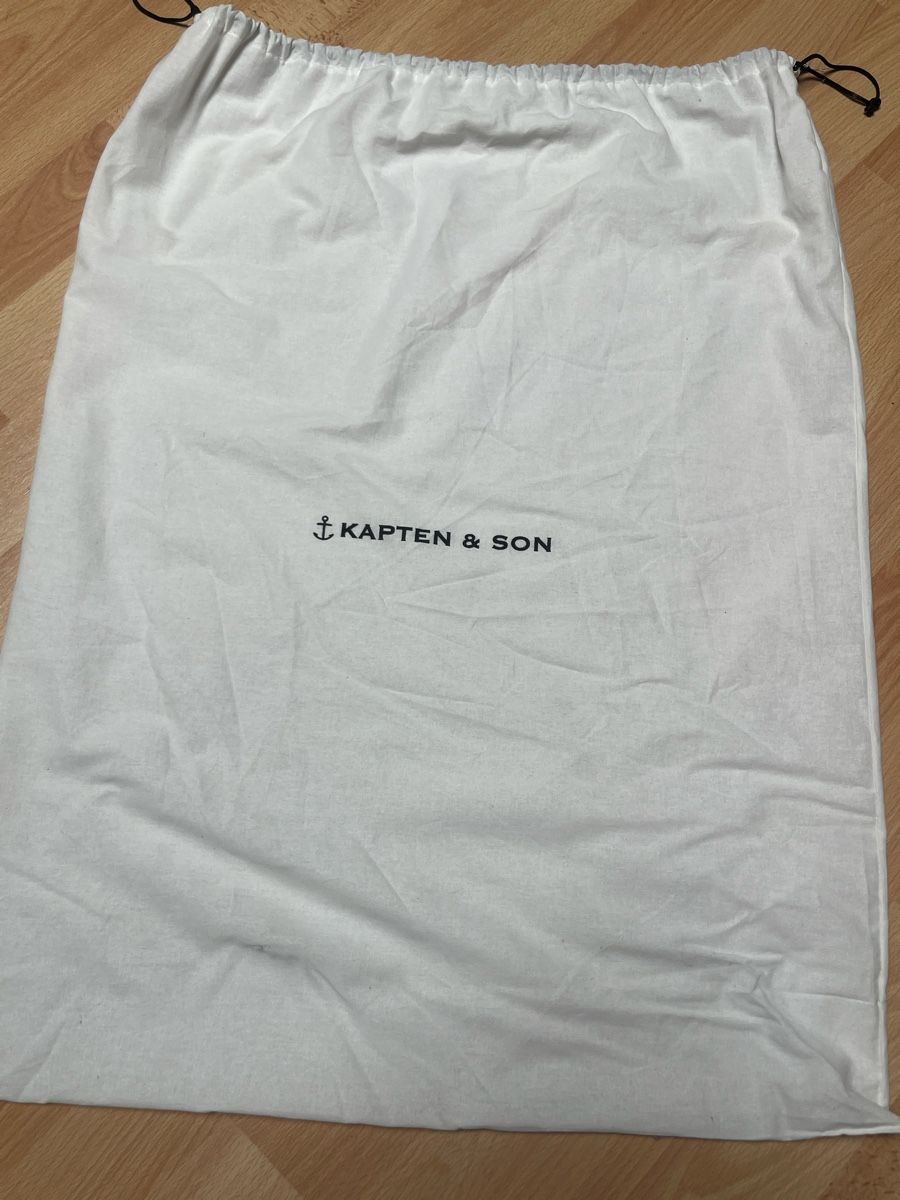 Kapten & Son Zaini: KAPTEN & SON Rucksack  – Usato da Müntschemier venduto da leonie.3232 8