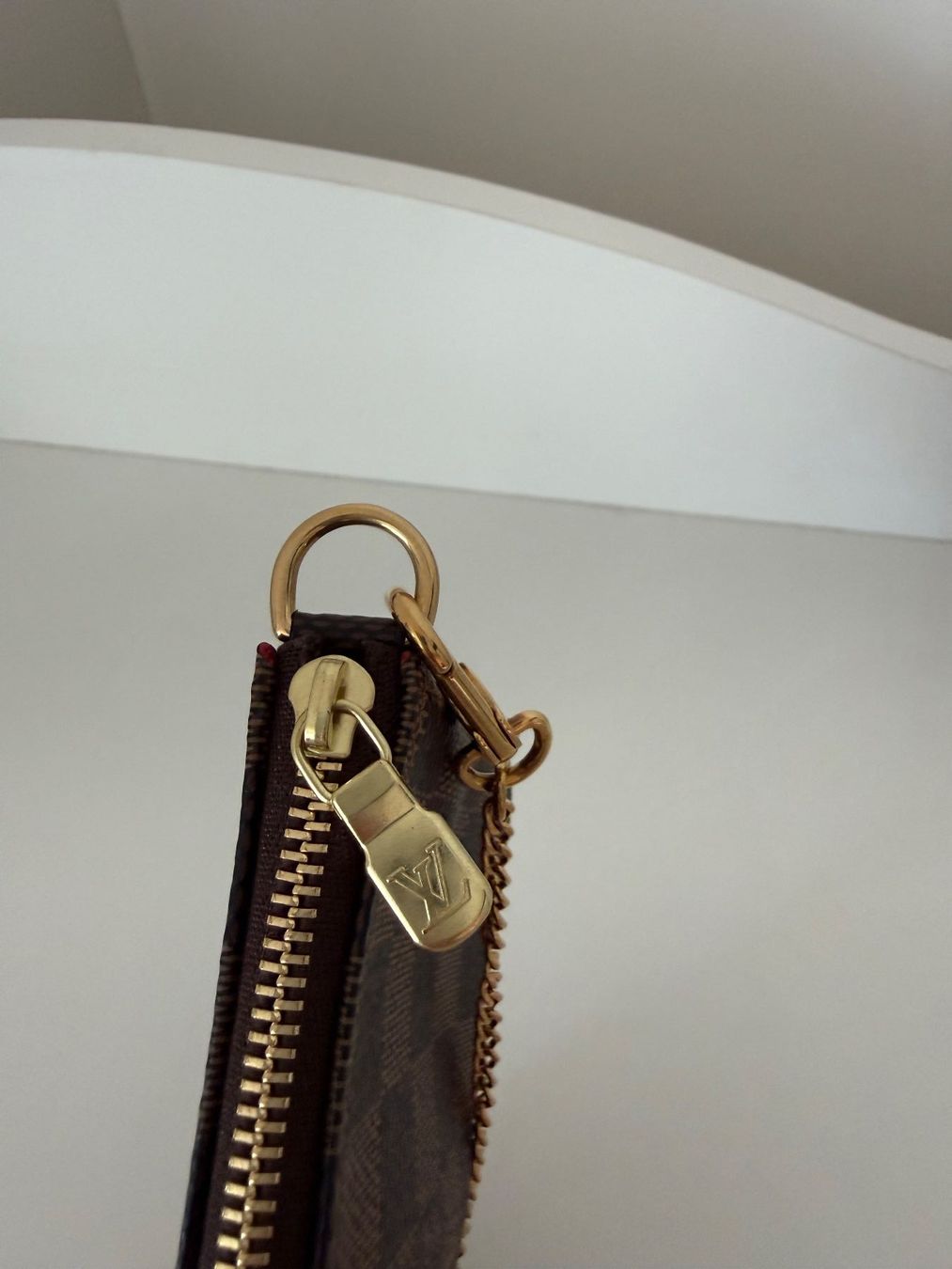 Borse da donna: Louis Vuitton Mini Pochette Accessoires / Damier Ébène – Usato da Meilen venduto da atlanterra 8
