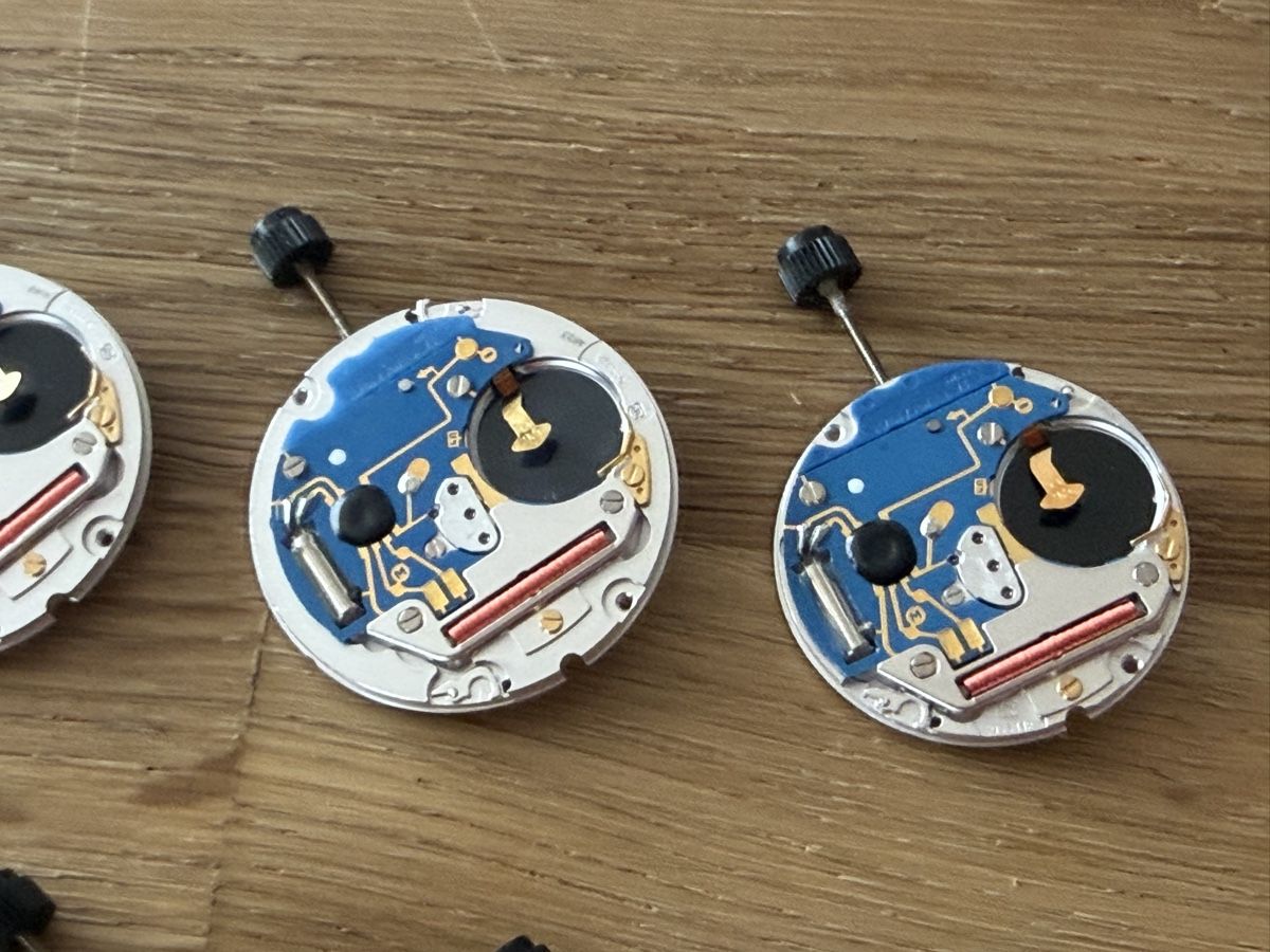 Eta Uhren: Mouvements quartz ETA – Defekt aus Bassecourt von 59.00chf 2