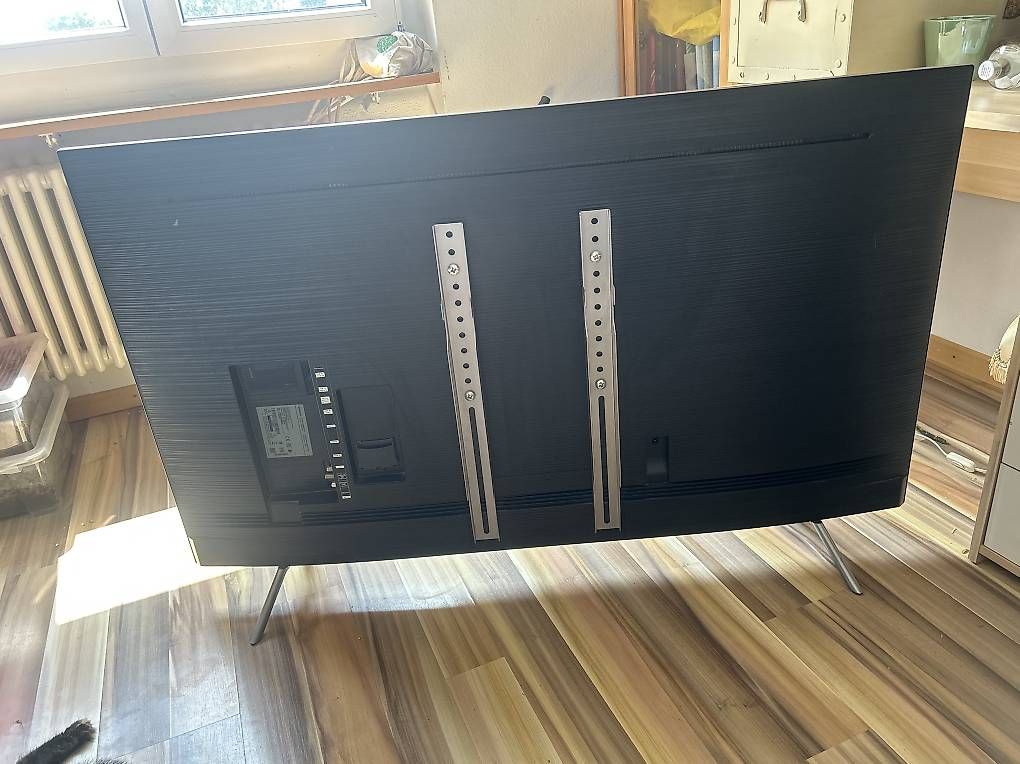 Samsung Fernseher: Samsung 55", Q6 Bildschirm defekt – Gebraucht aus Sulgen von Linmon07 2