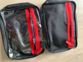 Necessaire