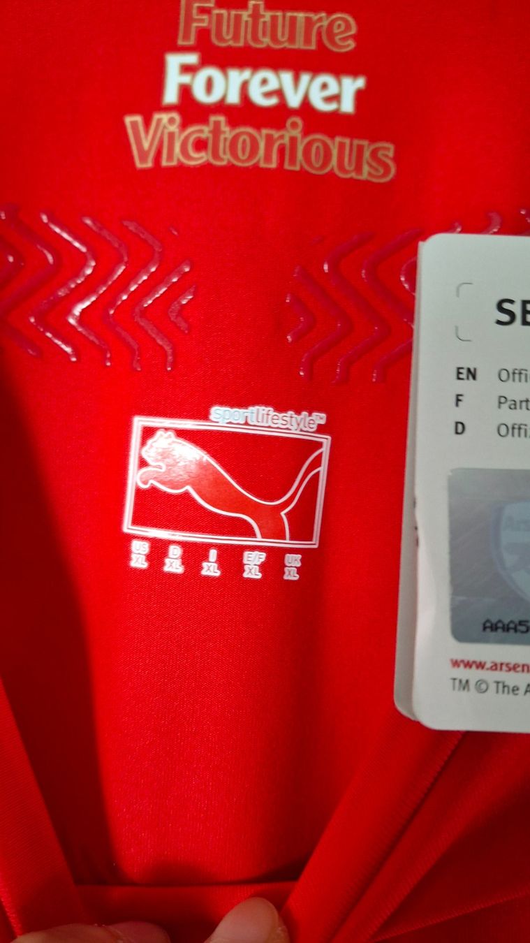 Arsenal Leibchen & Hosen: Arsenal 2014 2015 player version puma – Neu und originalverpackt aus Yverdon-les-Bains von flo_8fgr 3