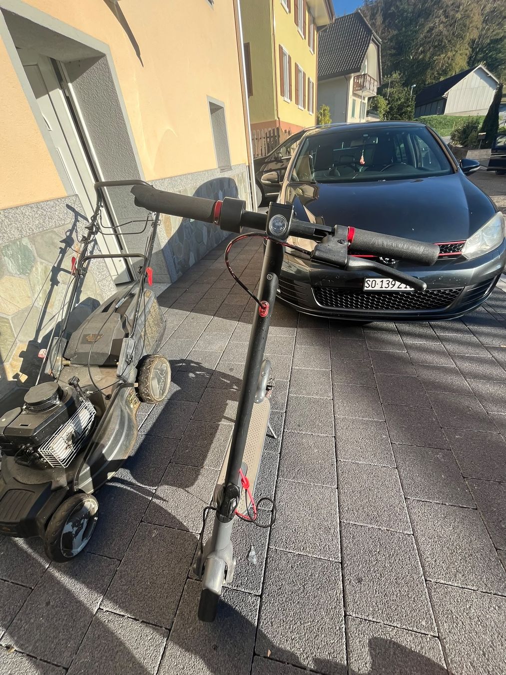 Elektromobile: E scooter – Gebraucht aus Schönenwerd von nic_mrm9