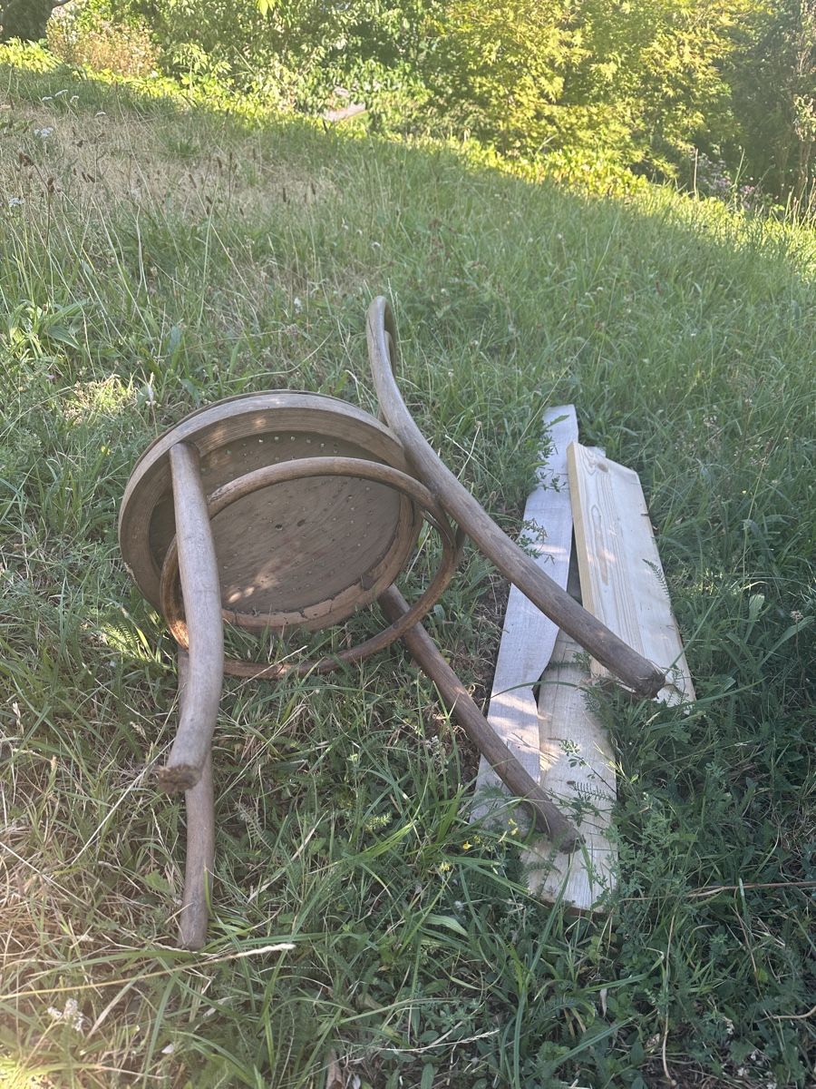 Stühle: Chaise en bois ancien  – Gebraucht aus Chénens von nat_n2sr 3