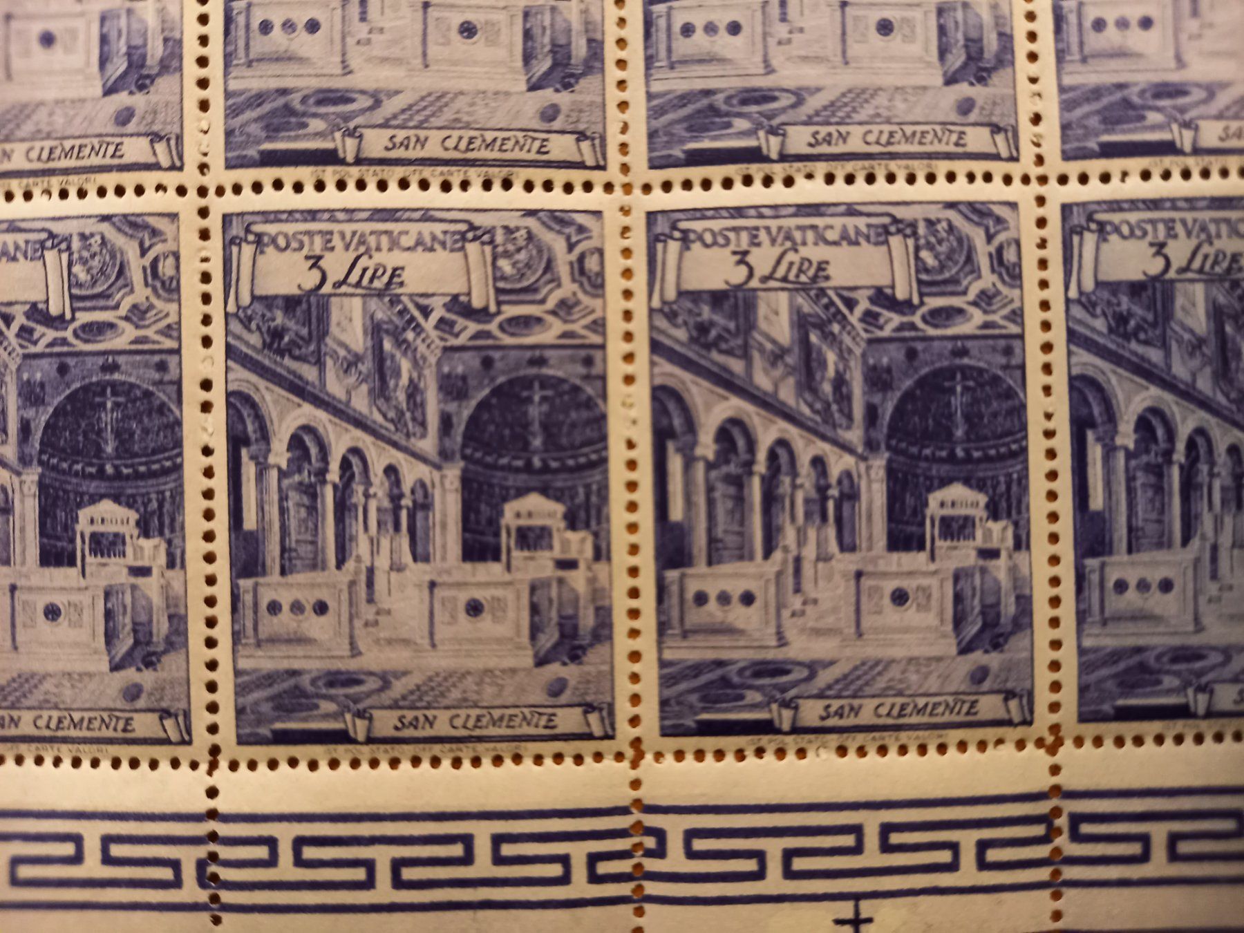 Alle Briefmarken: 2 feuilles de timbres du Vatican – Gebraucht aus Lausanne von leneko 4