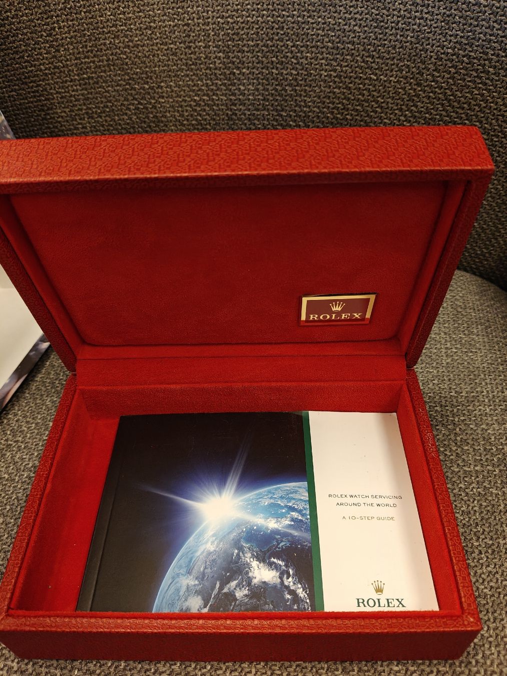 Scatole porta orologi: ROLEX Uhrenbox Original Red Leather Box – Usato da Wangen an der Aare venduto da RetroKontor 2