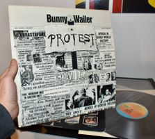 Bunny Wailer – Protest UK LP 1977 m/OIS VG+/VG+