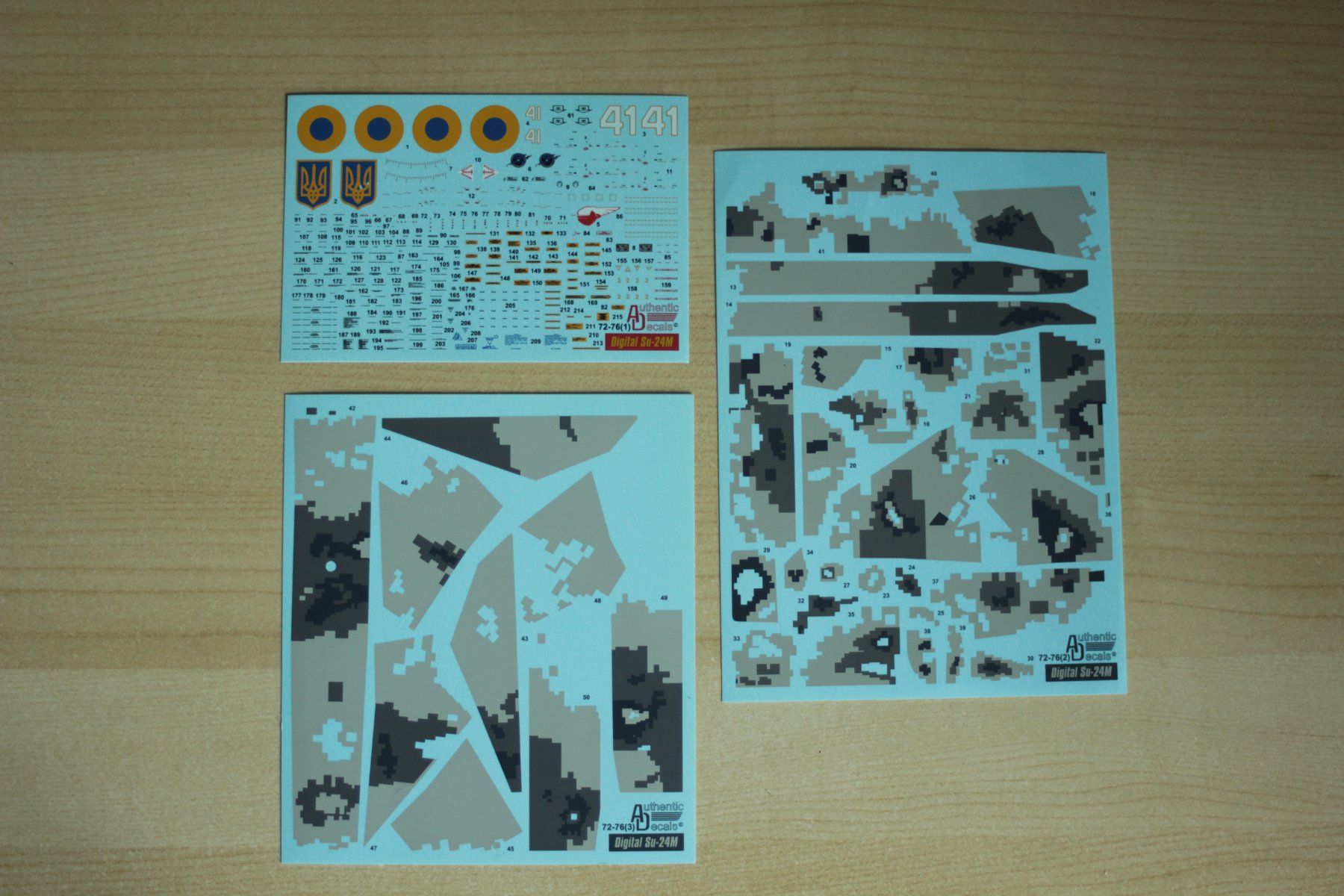 Kits de montage: Decals 1/72 - Digital Su-24M, von Authentic Decals – Neuf (Voir description) à Koppigen par F4Fan 3