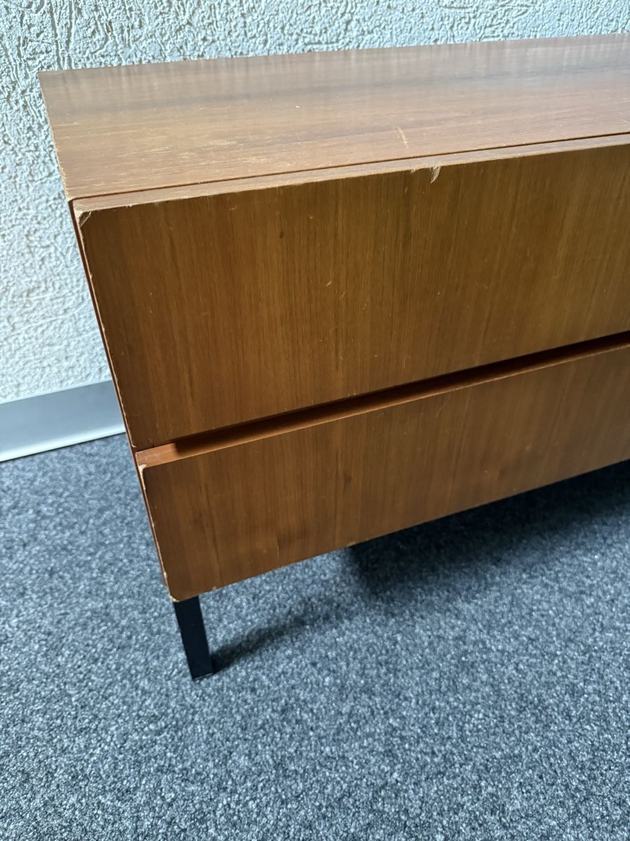 Kommoden: Kommode Nussbaum 4 Schubladen Vintage – Gebraucht aus Bern von Delamer 5