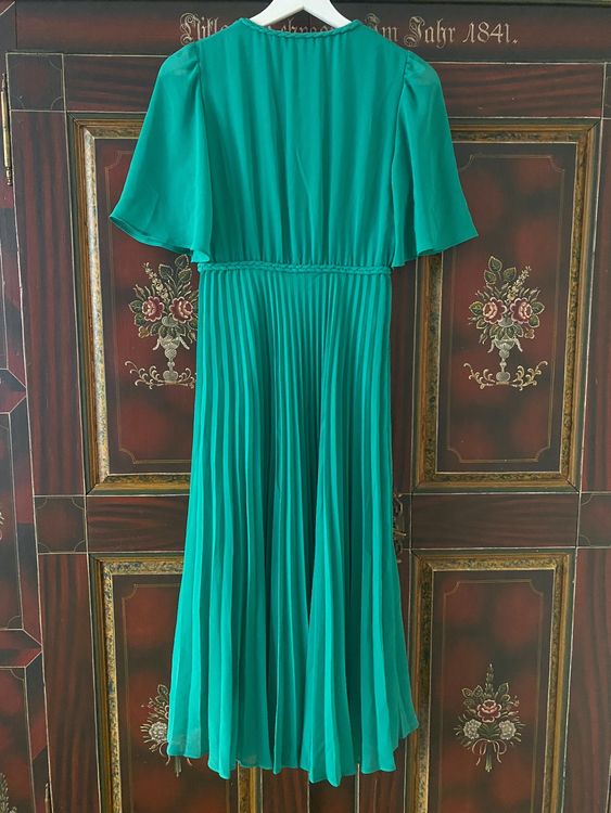 Tolles Kleid Robe Florencia in gr n von S zane Comprare su Ricardo