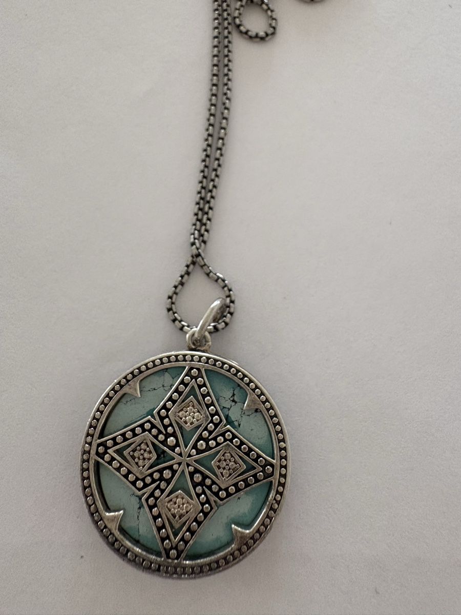 Thomas Sabo Ciondoli: Wunderschöner Thomas Sabo Anhänger mit Kette Silber 925 – Usato da Embrach venduto da mays 1