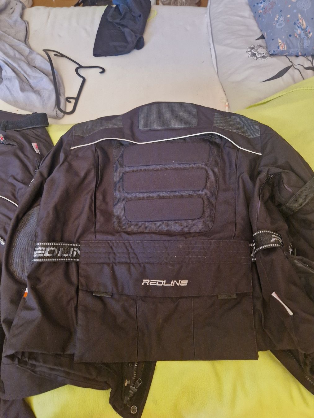 Costumes: Motorradjacke. – D'occasion à Suhr par Jarek.b1971 2