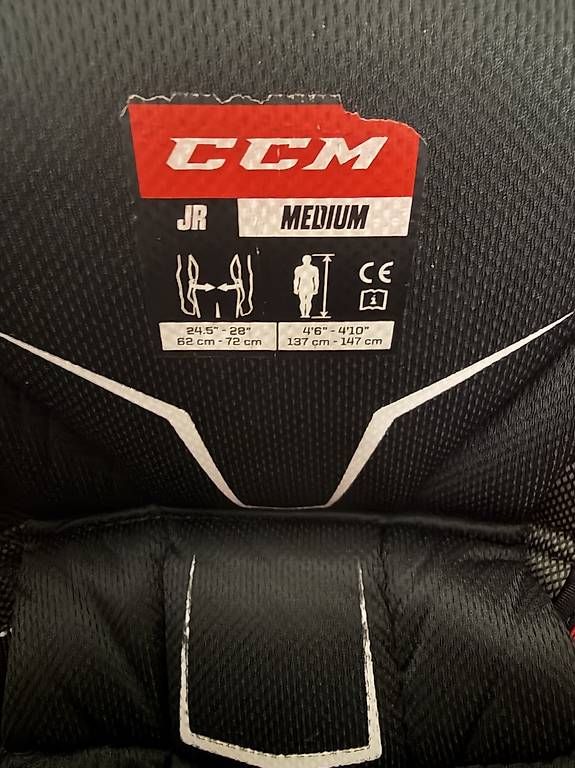 Pantaloni: CCM Eishockeyhose Jetspeed FT4 Junioren M – Usato da Weinfelden venduto da fabian_b86 1