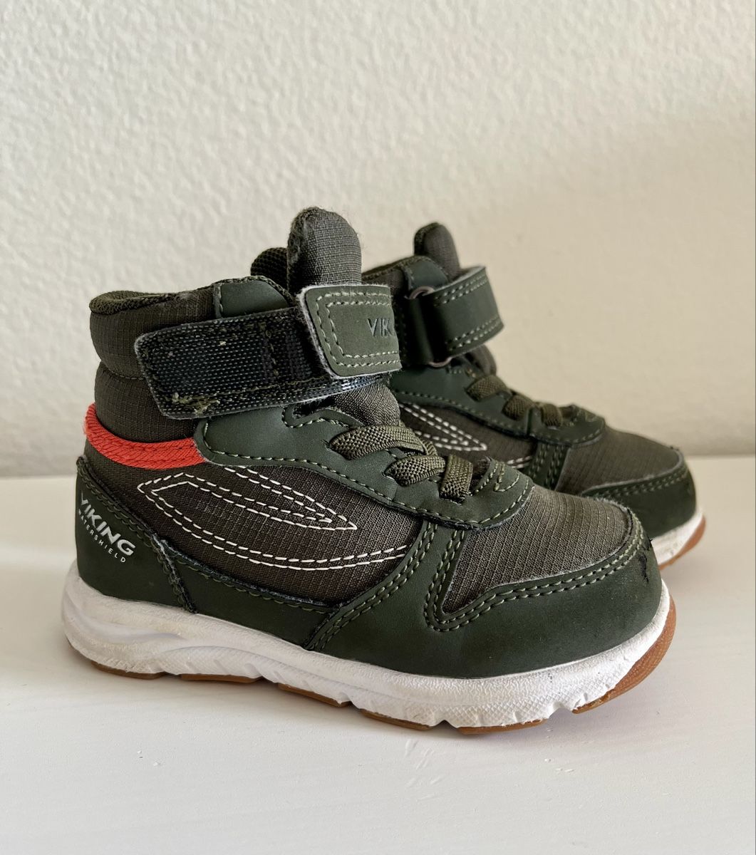 Viking Scarpe per ragazzi: Viking Schuhe Grösse 23 grün – Usato da Winterthur venduto da Mahonyy