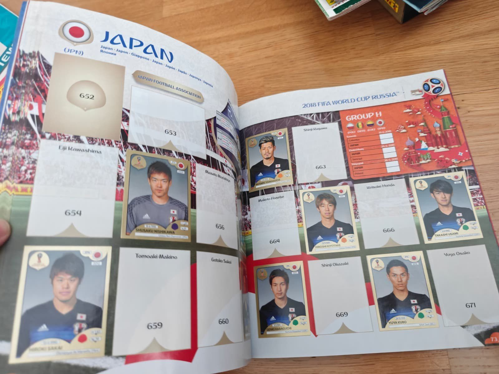 Panini Album: Panini EURO 2018 Stickeralbum – Nuovo (secondo la descrizione) da Wil SG venduto da YunaMei 2