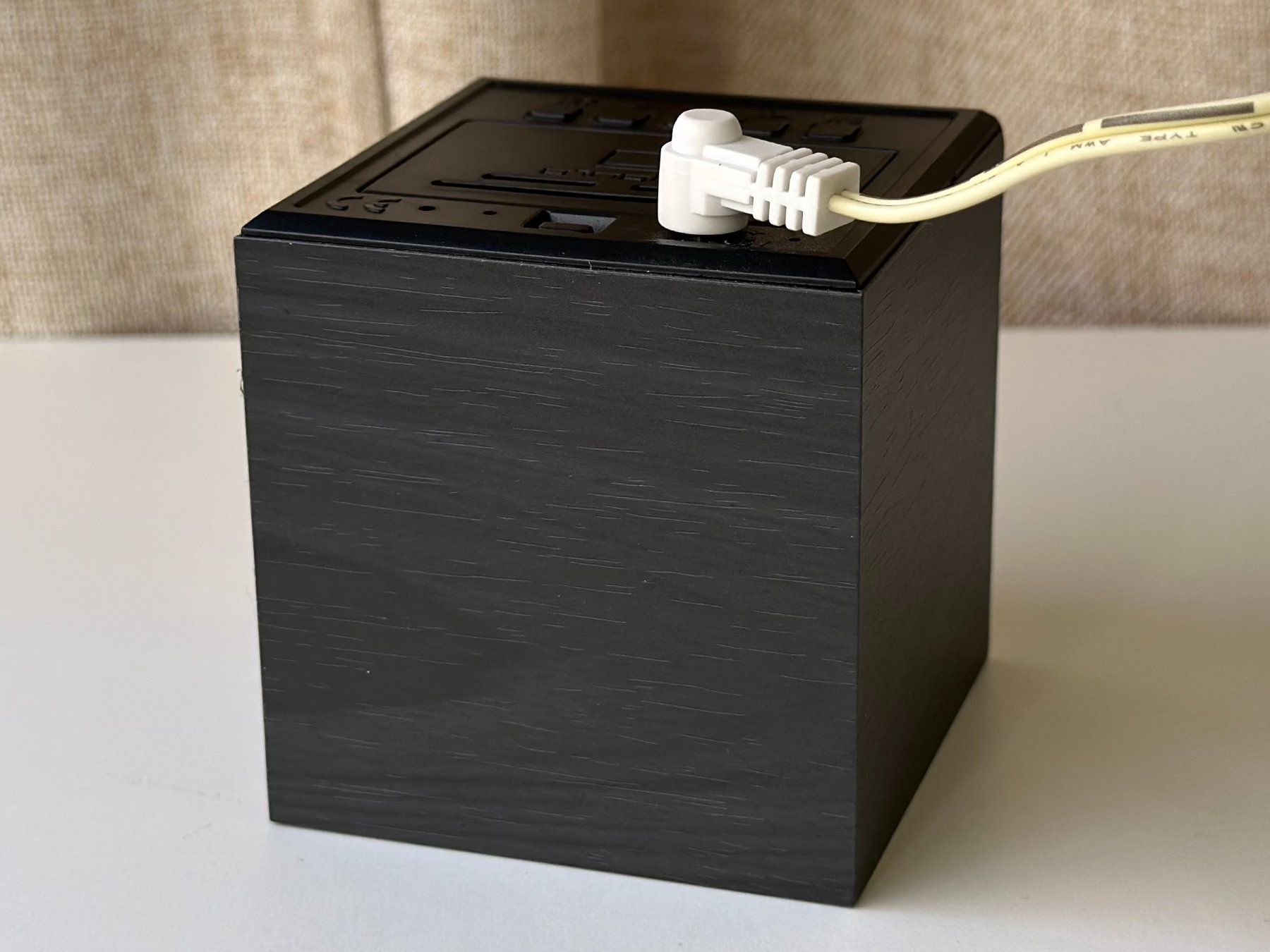 Wecker: Réveil Ginkgo Cube Click Clock noir – Gebraucht aus Genève von Reveur 6