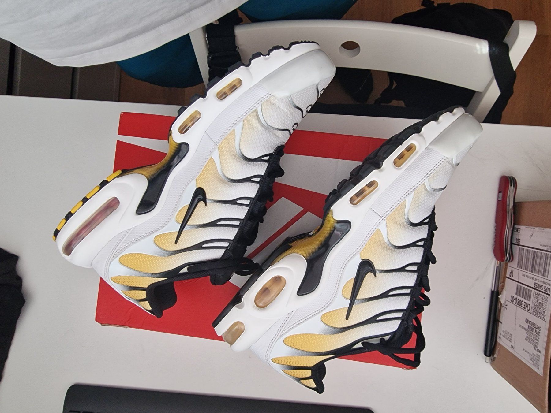 Nike Scarpe da uomo: Nike Air Max Plus Vanity Fair – Nuovo e nell'imballaggio originale da Bern venduto da YarickKozlov 1
