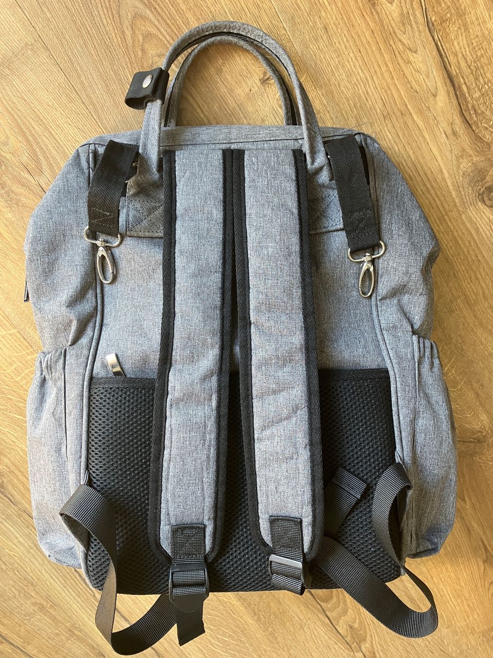 Fillikid Zaini: fillikid Baby changing backpack – Usato da Brugg AG venduto da Magna3 2