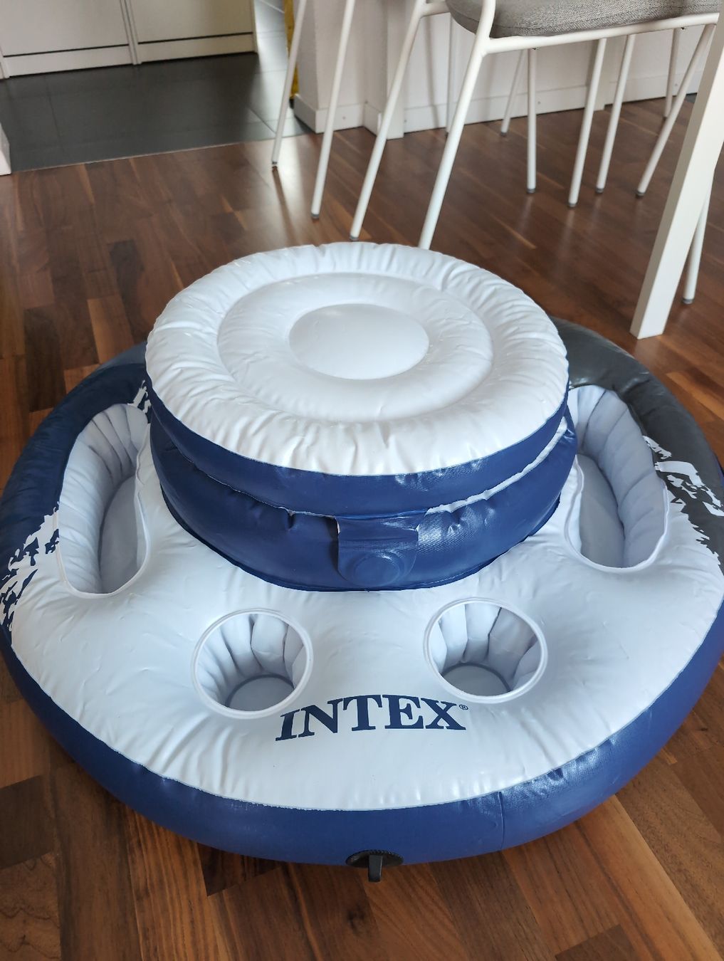 Salvagente: Intex Floating Drinks Cooler – Usato da Zug venduto da Ma_Fe_12