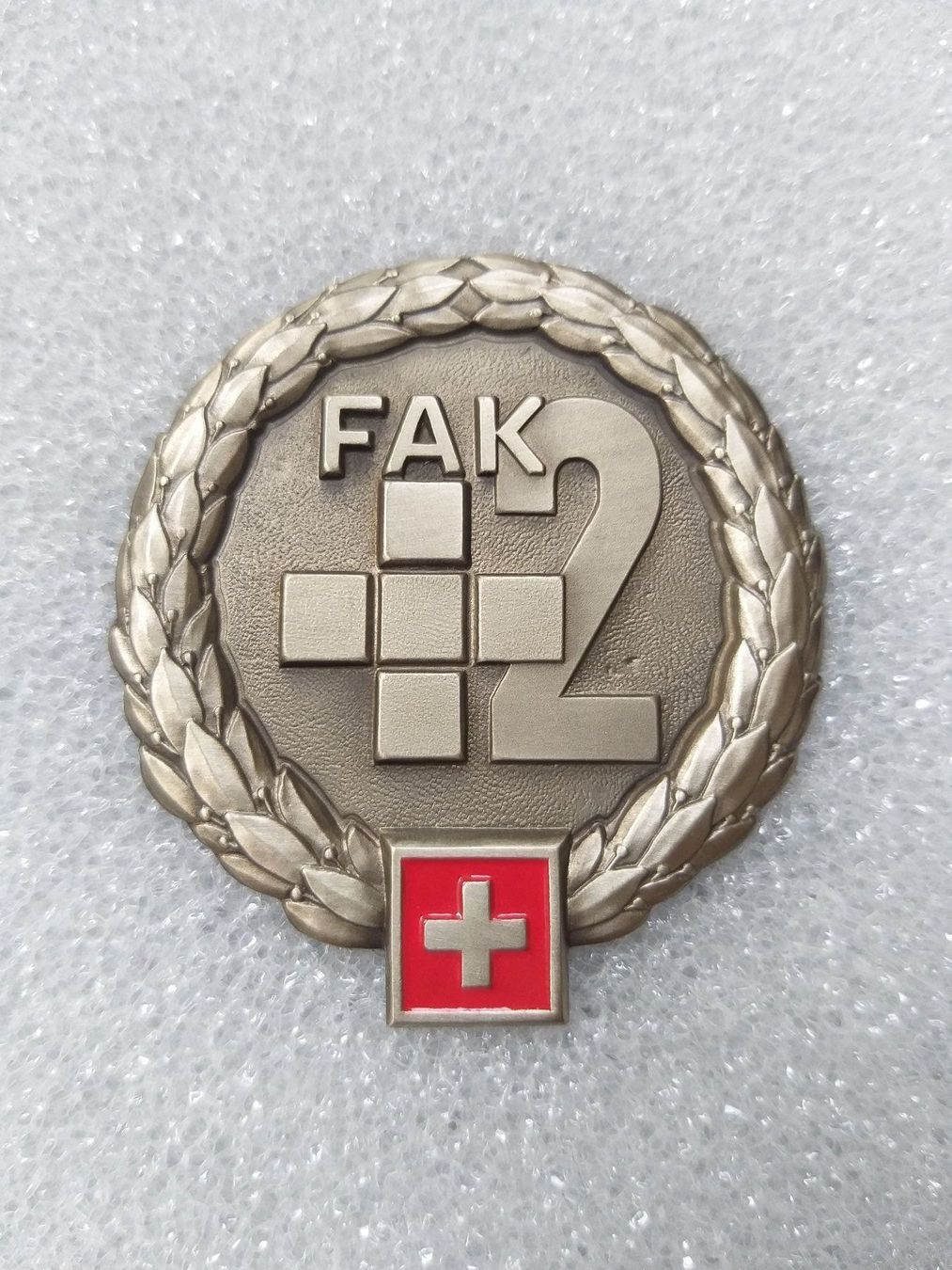 Placchette & Badge: Béretemblem Feldarmeekorps 2 Variante 2 – Nuovo (secondo la descrizione) da Bauma venduto da SwissMilitaria