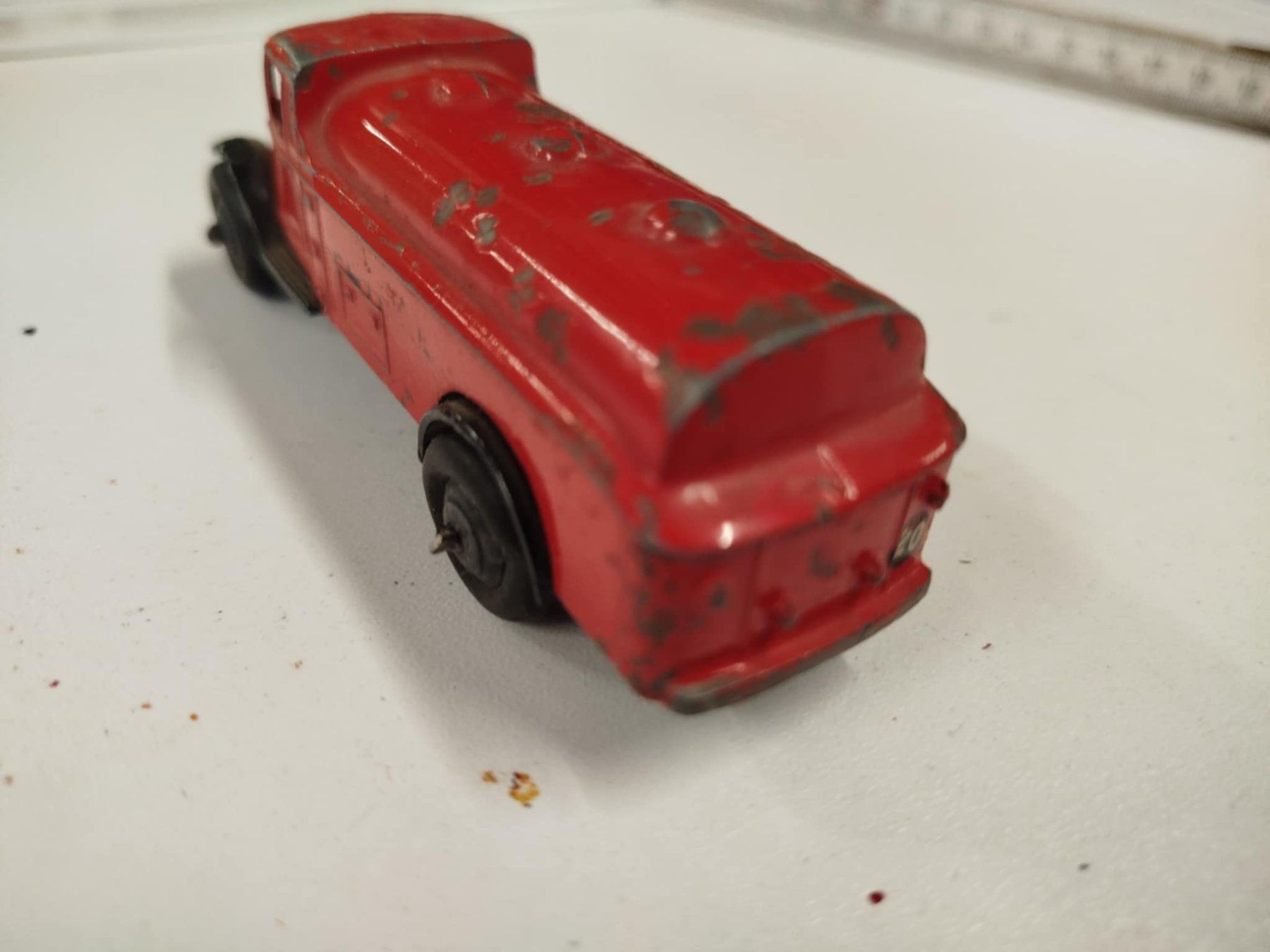 Dinky Toys Modellini d'auto: Dinky Toys (nr 17) – Usato da La Chaux-de-Fonds venduto da Emmaus2300CDF