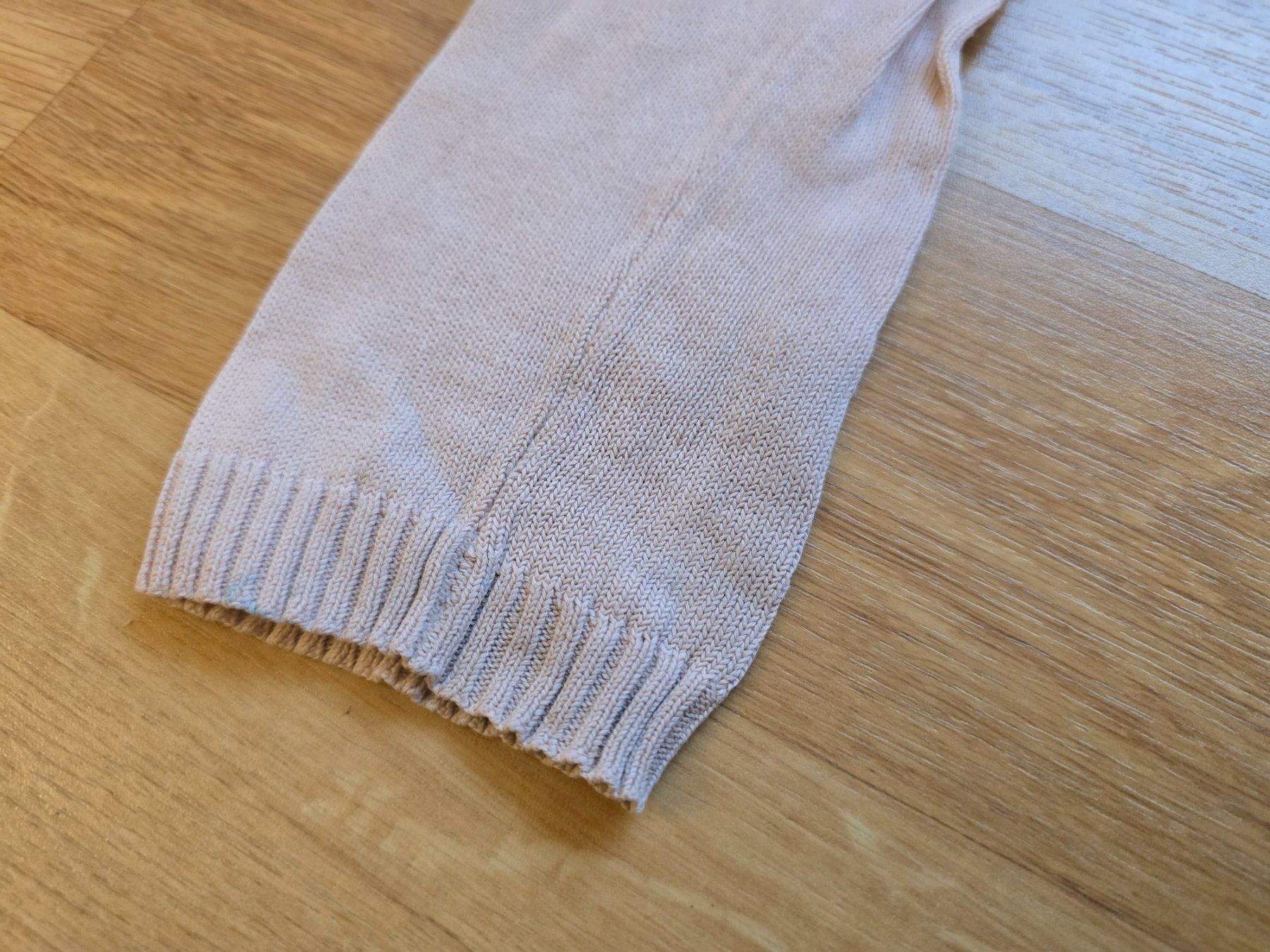 Pulls et sweat-shirts: Strickpullover rosa mit Glitzerprint Gr. 128 – D'occasion à Büttikon AG par Amineah 2