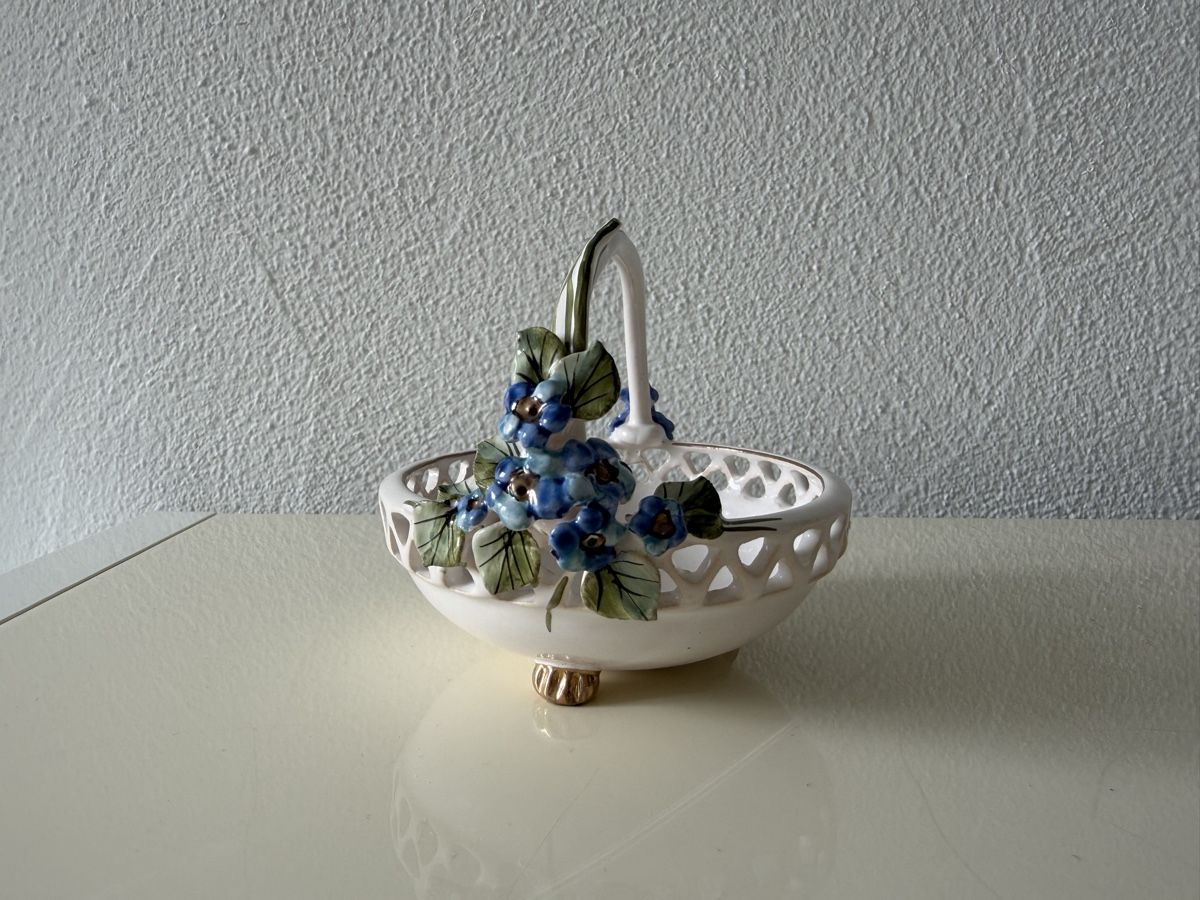 Schalen: Porcelain bowl – Neu (gemäss Beschreibung) aus Uster von Monika_OB