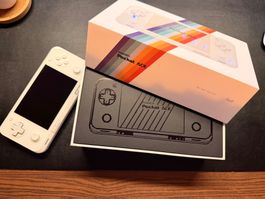 Ayaneo Pocket Ace Snapdragon G3x Gen2 16GB 512GB